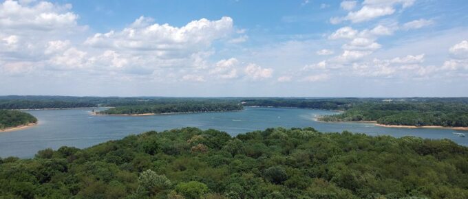 Barren River Lake State Park during the day.