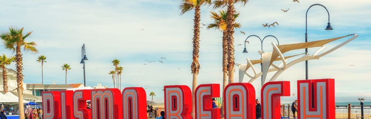 The large light-up letters, a new neon landmark of Pismo Beach city, California.